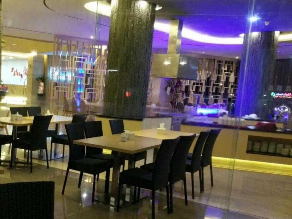 89 Hotel Batam Nagoja Zewnętrze zdjęcie
