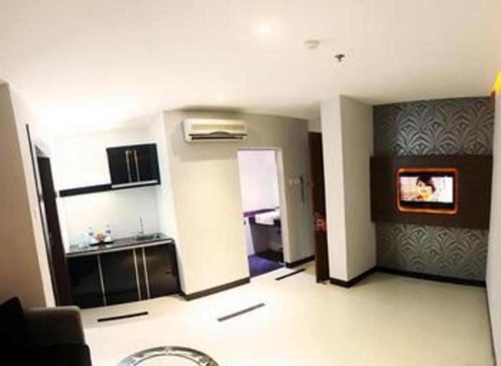 89 Hotel Batam Nagoja Zewnętrze zdjęcie
