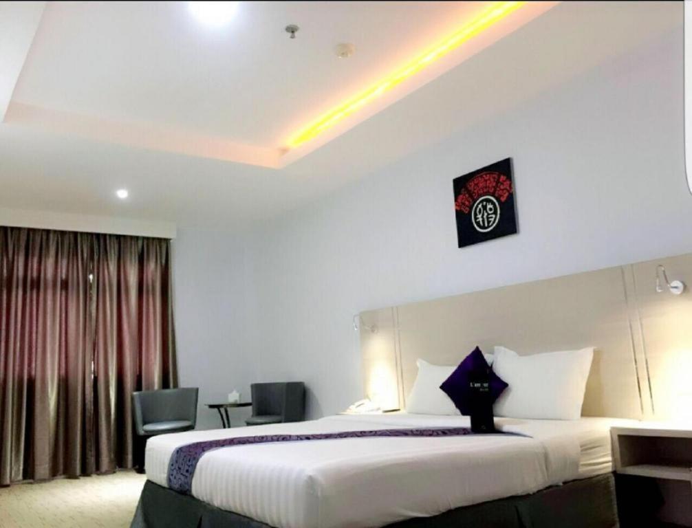 89 Hotel Batam Nagoja Zewnętrze zdjęcie