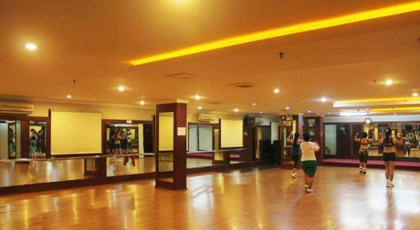 89 Hotel Batam Nagoja Zewnętrze zdjęcie